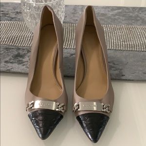 Coach low heel pump